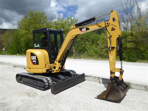 cat34e mini excavator fuel capacity|cat 304e cr mini.